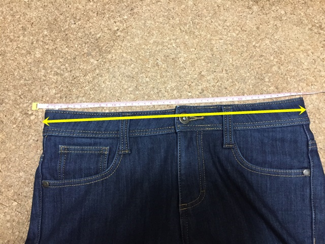 ウエストの測り方 平置きで パンツの股下部分の測定も スカートもok 生活に役立つ説明書