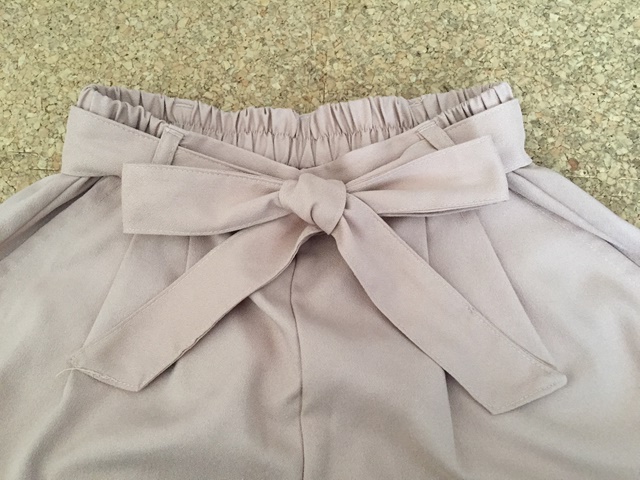 リボン結びの服のキレイな結び方 簡単 スカートやズボンドレスエプロンにも