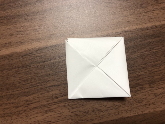 折り紙のような手紙の折り方 正方形や長方形の紙で簡単シンプルな方法を紹介 生活に役立つ説明書